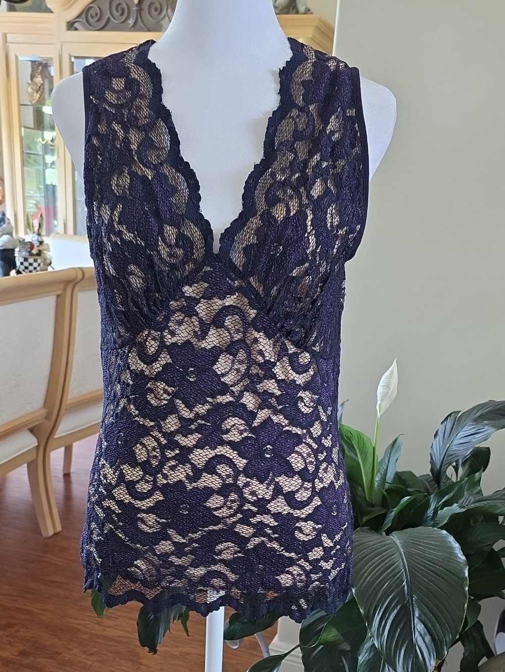 Karen Kane Navy Blue Lace Sleeveless V-Neck Top